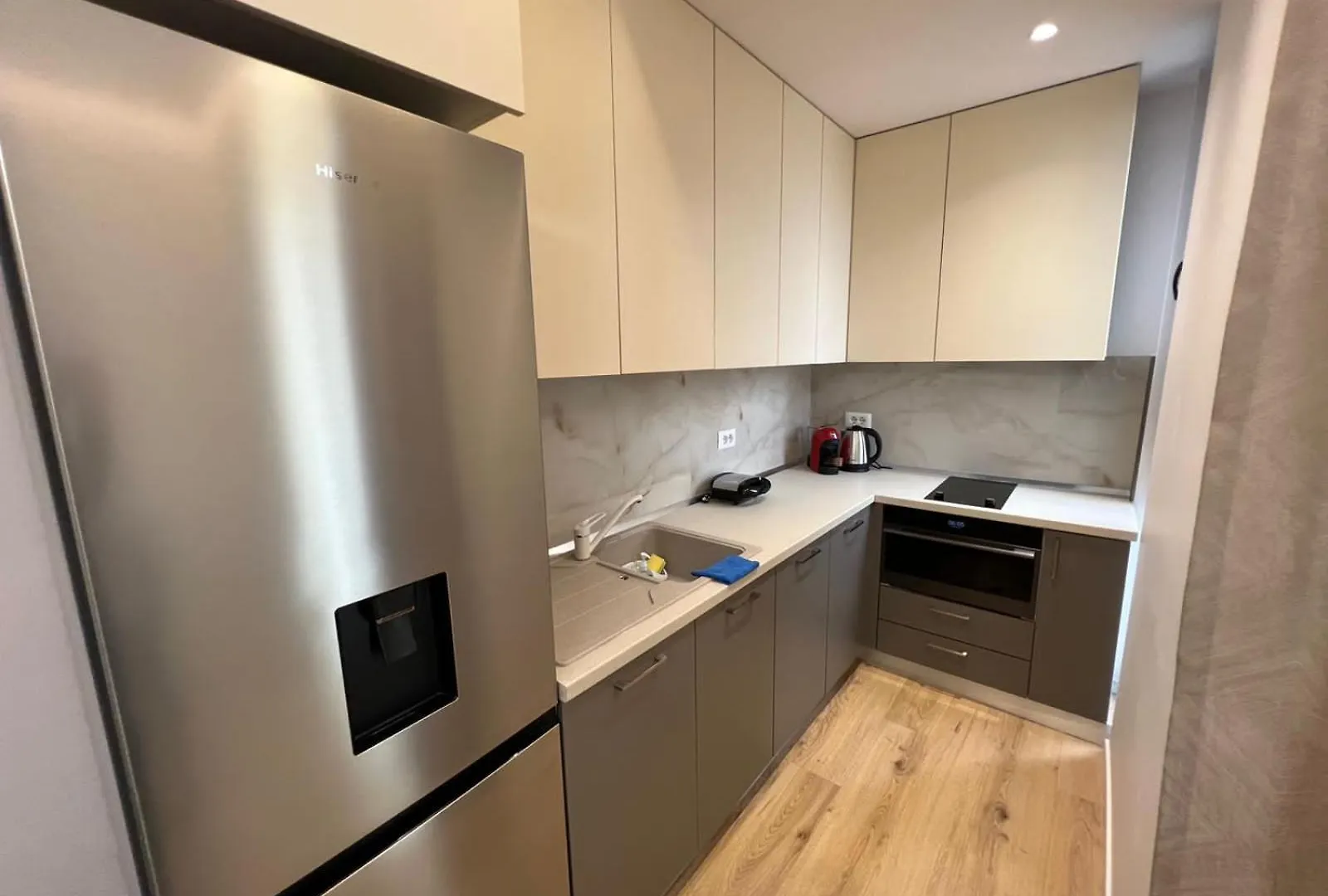 Lindis Apartment 8 6 Tirana