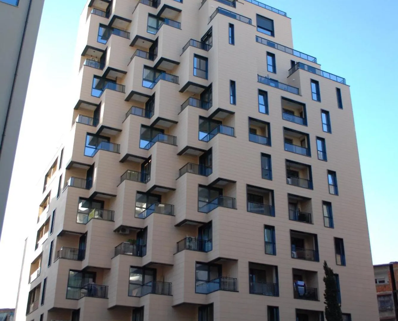 Lindis Apartment 8 6 Tirana